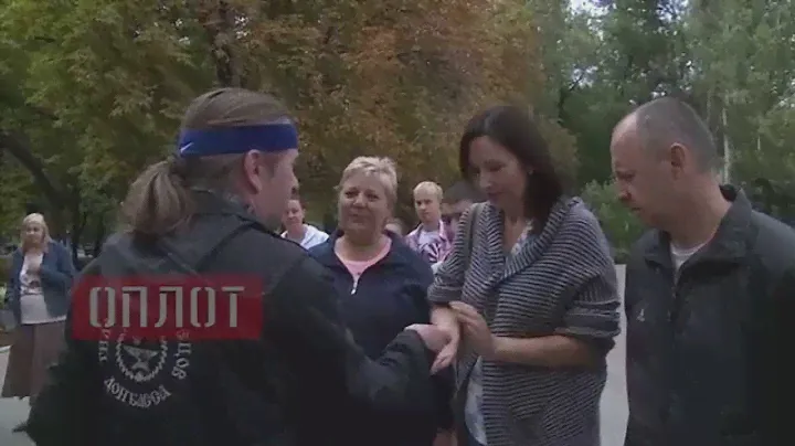 2014 09 06 Парк кованных фигур голубь мира