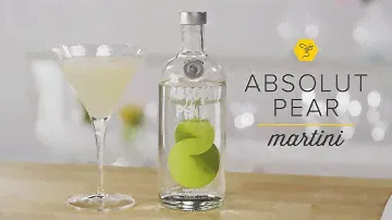How to Make the Absolut Pear Vodka Martini - #CocktailRecipe #Cocktail